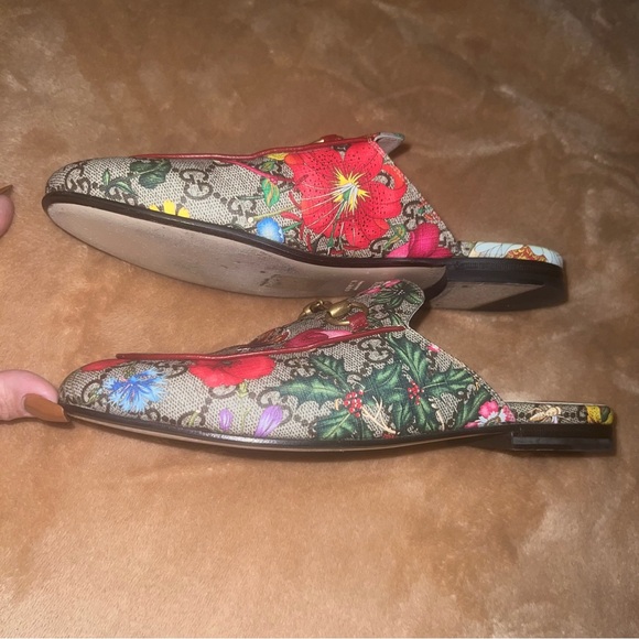 ♥️🩷♥️ Authentic- Gucci Horsebit mules size 37.5 - Picture 5 of 16